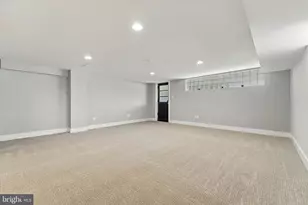 7242 Hill Rd, Philadelphia, PA 19128 - Photo 29