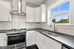 7242 Hill Rd, Philadelphia, PA 19128 - Photo 13