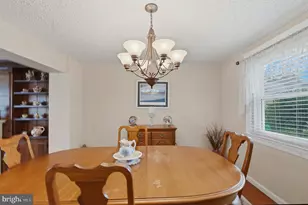 1977 Merlin Rd, Philadelphia, PA 19116 - Photo 23