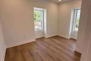 402 E Walnut Ln, Philadelphia, PA 19144 - Photo 3