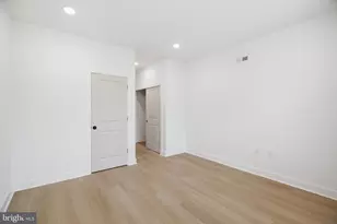 1019 W Orleans St, Philadelphia, PA 19133 - Photo 17