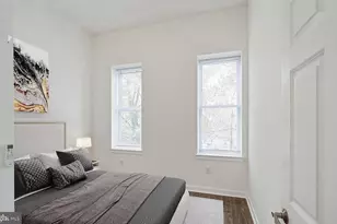 405 S 42nd St, Philadelphia, PA 19104 - Photo 9