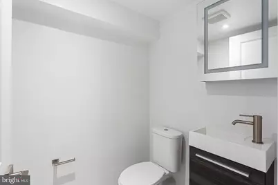 709 S 19th Street #1R, Philadelphia, PA 19146 - Photo 7