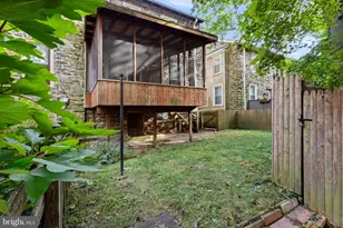 129 W Nippon St, Philadelphia, PA 19119 - Photo 29