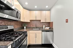 2700 South St, Philadelphia, PA 19146 - Photo 11