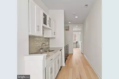 765 S 15th Street, Philadelphia, PA 19146 - Photo 7
