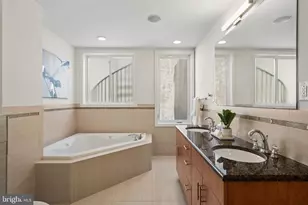 765 S 15th St, Philadelphia, PA 19146 - Photo 49