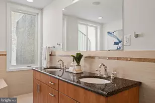 765 S 15th St, Philadelphia, PA 19146 - Photo 49