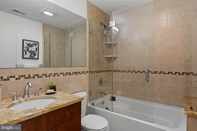 765 S 15th Street, Philadelphia, PA 19146 - Photo 37