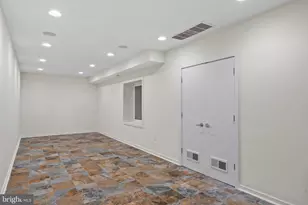 765 S 15th St, Philadelphia, PA 19146 - Photo 61