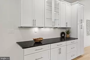 765 S 15th St, Philadelphia, PA 19146 - Photo 21