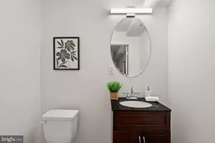 765 S 15th St, Philadelphia, PA 19146 - Photo 59