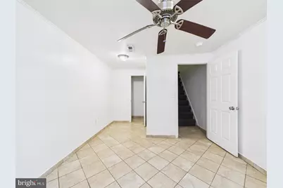 521 N 35th Street, Philadelphia, PA 19104 - Photo 11