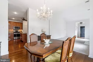 2683 Marigold Ln, Philadelphia, PA 19116 - Photo 9