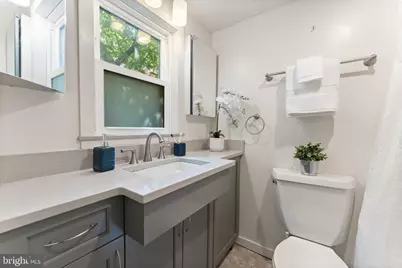 718 Addison Street #F, Philadelphia, PA 19147 - Photo 17