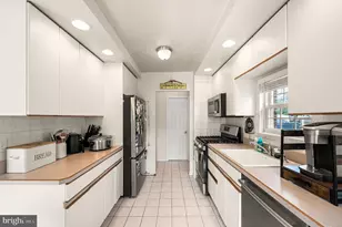 13043 Worthington Rd, Philadelphia, PA 19116 - Photo 9