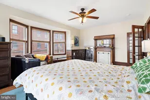 328 N 39th St, Philadelphia, PA 19104 - Photo 17