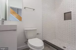 2611 Titan St, Philadelphia, PA 19146 - Photo 21