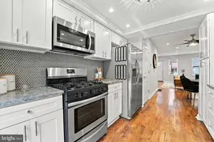 2027 Wilder St, Philadelphia, PA 19146 - Photo 11
