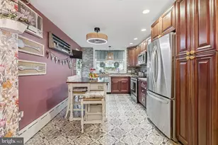 1819 S 12th St, Philadelphia, PA 19148 - Photo 17