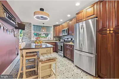 1819 S 12th Street, Philadelphia, PA 19148 - Photo 11
