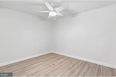 1819 S 12th Street, Philadelphia, PA 19148 - Photo 29
