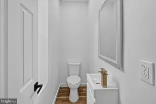 1322 S Lindenwood St, Philadelphia, PA 19143 - Photo 45