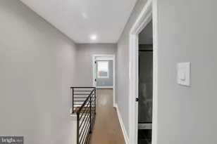 810 Watkins St, Philadelphia, PA 19148 - Photo 7