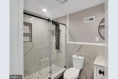 810 Watkins Street, Philadelphia, PA 19148 - Photo 5