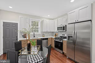 24 W Duval St, Philadelphia, PA 19144 - Photo 7