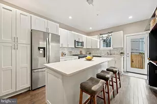 1224 N Myrtlewood St, Philadelphia, PA 19121 - Photo 9