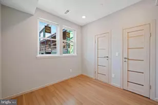 911 W Dauphin St, Philadelphia, PA 19133 - Photo 11