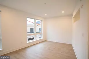 1325 N Lee St, Philadelphia, PA 19125 - Photo 7