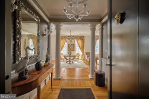 237 S 18th St, Philadelphia, PA 19103 - Photo 3