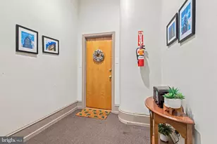 1130 Spruce St, Philadelphia, PA 19107 - Photo 21