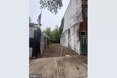 2433 N Lawrence Street, Philadelphia, PA 19133 - Photo 25