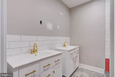 2463 Amber Street, Philadelphia, PA 19125 - Photo 13