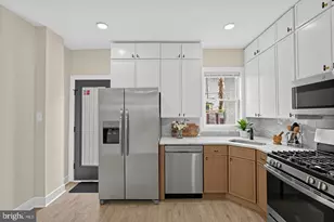 831 Livingston St, Philadelphia, PA 19125 - Photo 11