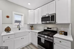 2518 S American St, Philadelphia, PA 19148 - Photo 9