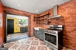 102 E Huntingdon St, Philadelphia, PA 19125 - Photo 7