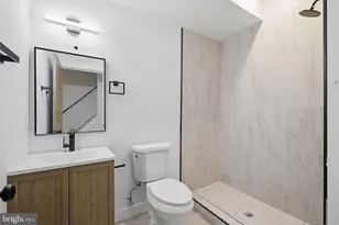 1542 W York St, Philadelphia, PA 19132 - Photo 15