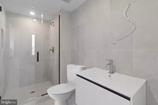 2000 Dreer St, Philadelphia, PA 19125 - Photo 11