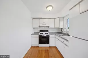 4000 Lyman Dr, Philadelphia, PA 19114 - Photo 9