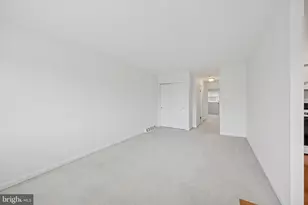 4000 Lyman Dr, Philadelphia, PA 19114 - Photo 11