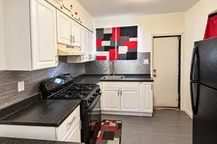 2005 S Crosskey St, Philadelphia, PA 19145 - Photo 3
