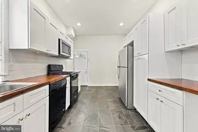 1627 W Thompson Street, Philadelphia, PA 19121 - Photo 11