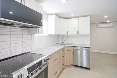 2412 S 24th Street #2, Philadelphia, PA 19145 - Photo 17