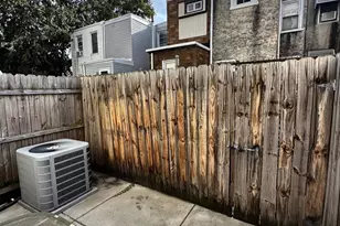 2532 E Gordon St, Philadelphia, PA 19125 - Photo 37
