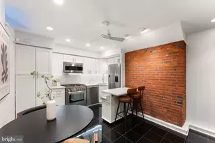 1104 Lombard St, Philadelphia, PA 19147 - Photo 9