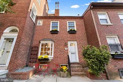 1104 Lombard Street, Philadelphia, PA 19147 - Photo 1